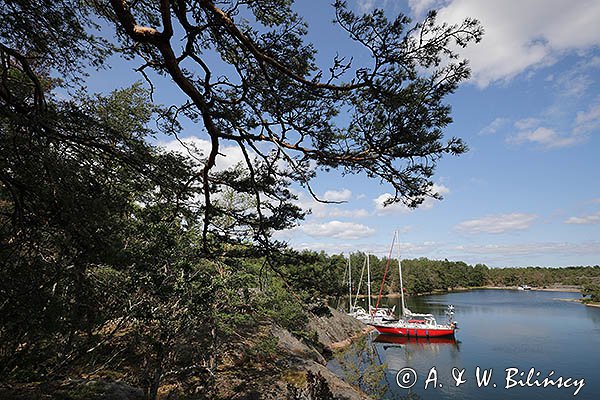 Wyspa Alo, kotwiczenie i cumowanie w szkierach, Szwecja