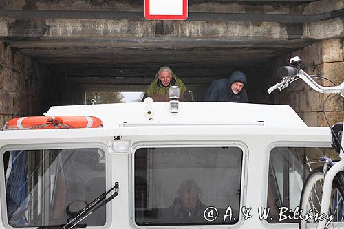 pod mostem w Condom, rzeka Baise, Penichette, Gaskonia, Francja