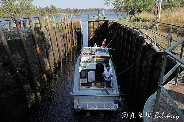 Dalslands Kanal, w śluzie w Upperud, Szwecja