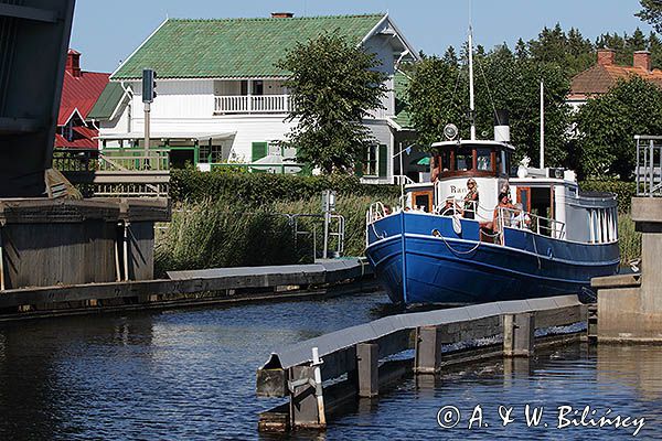 W Karlsborg w kanale Gota, nad jeziorem Vattern, Szwecja