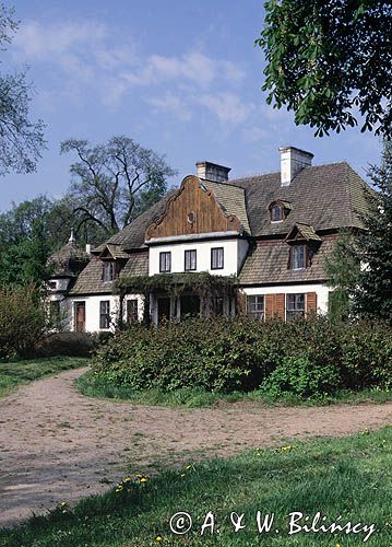 Koszuty, dworek z końca XVIII wieku, Muzeum Ziemi Średzkiej, Wielkopolska