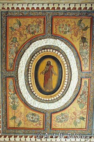 Laskowa, zabytkowy dwór, salon, obraz główny na sficie salonu Beskid Wyspowy, Polska