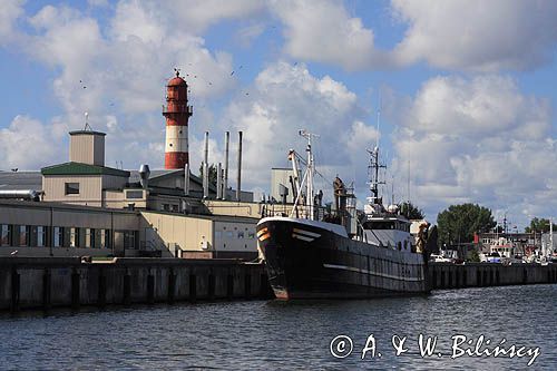 latarnia morska w porcie Liepaja, Łotwa lighthouse in Liepaja harbour, Latvia