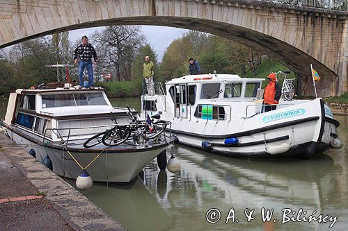 postój w Moncrabeau, rzeka Baise, Penichette, Gaskonia, Francja