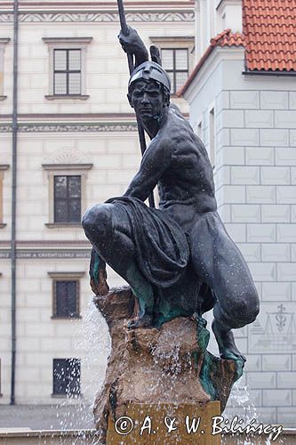 Poznań, Stary Rynek Ratusz i fontanna Marsa