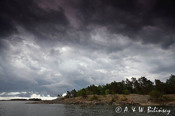 Chmury nad Riso, szwedzkie szkiery wschodnie, Szwecja