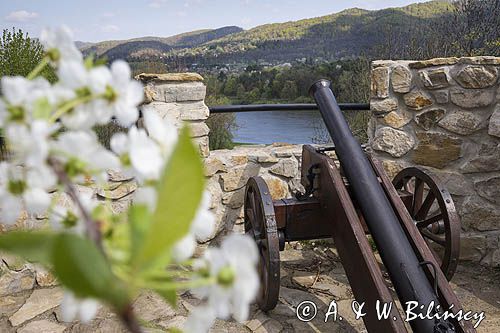 Sanok, na murach zamkowych