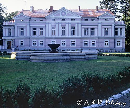 Sasino, Dwór, Pałac / Sasiński Młyn / ośrodek wypoczynkowy koło Łeby