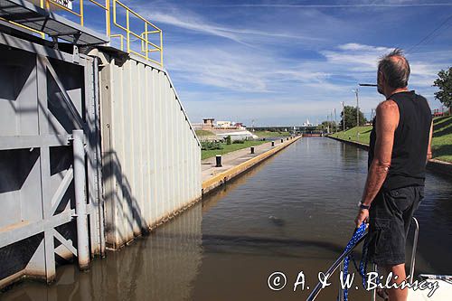 śluza Rogów, rzeka Odra