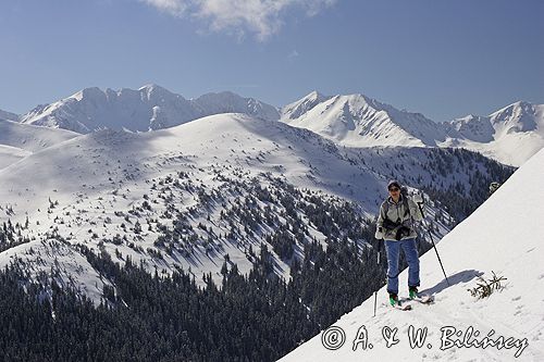 zima, skitouring na Jamborowwym Wierchu, Tatrzański Park Narodowy Murań, widok z Murzasichla