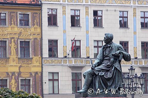 Wrocław, Stare Miasto, Pomnik Aleksandra Fredry