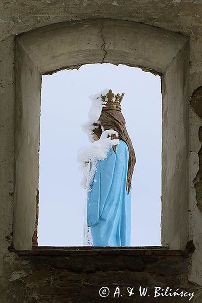 Ruiny klasztoru Karmelitów Bosych w Zagórzu, figura Matki Bożej z Dzieciątkiem